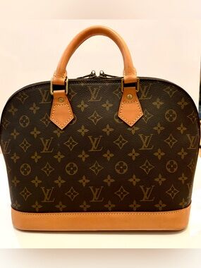 Pre-loved Louis Vuitton Alma PM Monogram Canvas Handbag | Circa 2004-2005